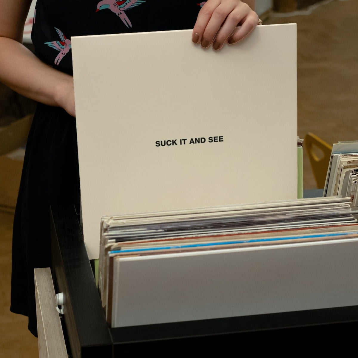 Arctic Monkeys - Suck It And See - 【Vinyl LP 】