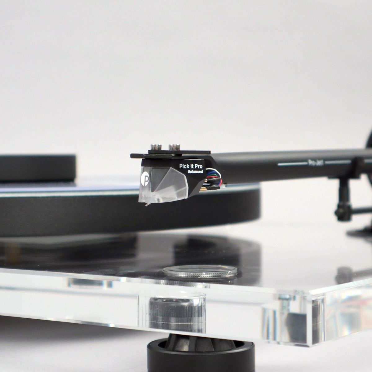 Pro-Ject: XA B Balanced Acrylic Turntable